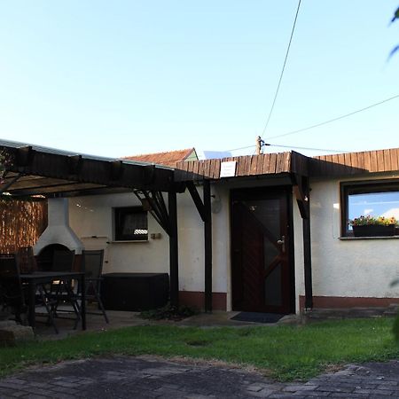Ferienwohnung Rolle Schöna Zewnętrze zdjęcie